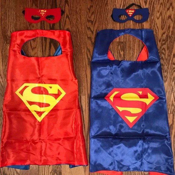 🎁🎉 Justice League Kids Cape/Mask Sets - Picture 3 of 7